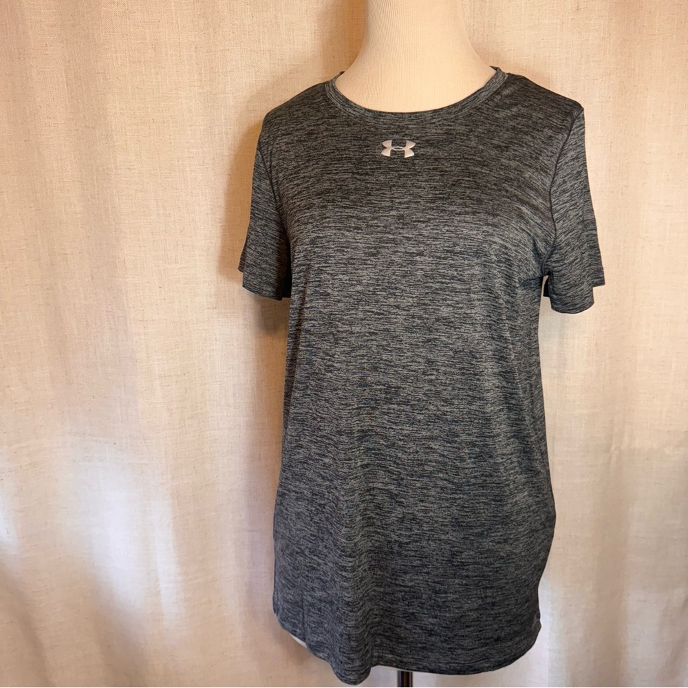 Under Armour Shirt Womens Medium Heat Gear Loose Fit Heathered Gray Twisted Tech